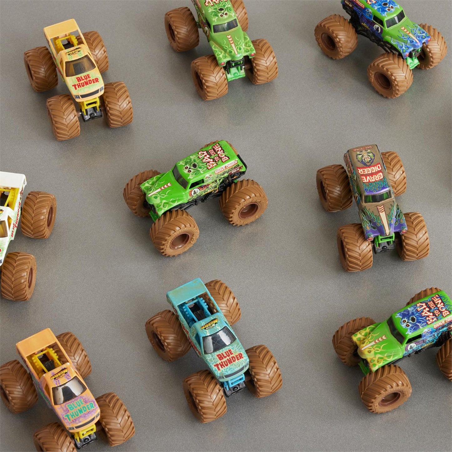 Monster Jam 1:64 Mystery Mudders Trucks