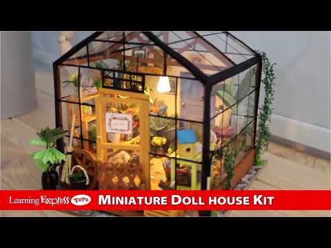 Miniature Cathy's Flower House