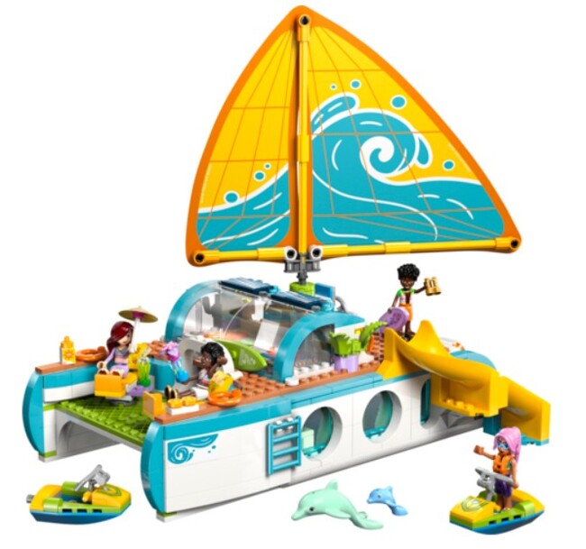 Travel Boat Adventure